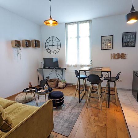 Appartement Place De La Cath' Avec Parking Colmar Bagian luar foto