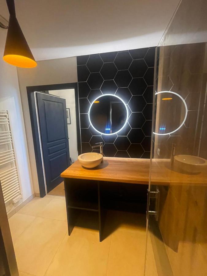 Appartement Place De La Cath' Avec Parking Colmar Bagian luar foto